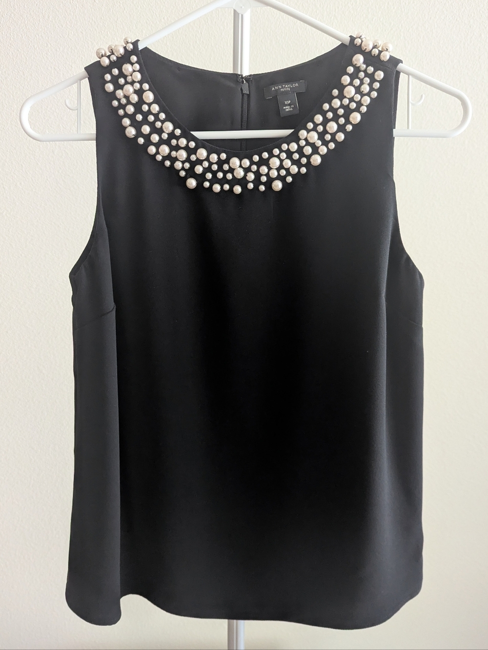 Ann Taylor Black Sleeveless Pearl-Embellished Camisole